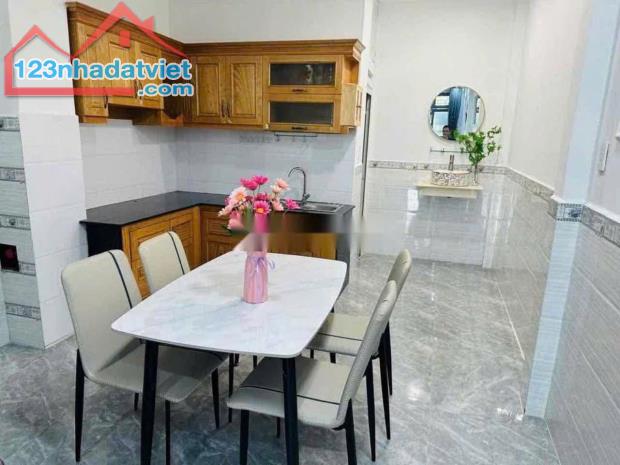 Nhà Bán Hẻm Xe Hơi Đường Quang Trung,Phường 10,Gò Vấp DT:45m2,Ngang 3,7m-Dài13m-Giá 6.4TỶ - 2