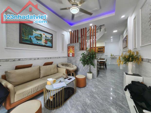Nhà Bán Hẻm Xe Hơi Đường Quang Trung,Phường 10,Gò Vấp DT:45m2,Ngang 3,7m-Dài13m-Giá 6.4TỶ - 3