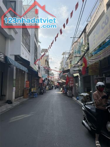 **Bán nhà MT phường 6 Tân Bình, mặt tiền Nghĩa Phát (6,3x7) 4 tầng, 6,5 tỷ - 4
