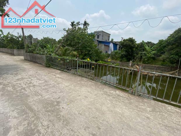 Bán lô đất mặt đường trục chính xã Thanh Hồng – 200m² full thổ cư, giá chỉ 30 triệu/m² Từ
