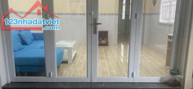 CHỦ NHÀ CHUYỂN VÀO TRUNG TÂM THÀNH PHỐ SỐNG BÁN NHÀ CỦ CHI 650TR 5MX21M