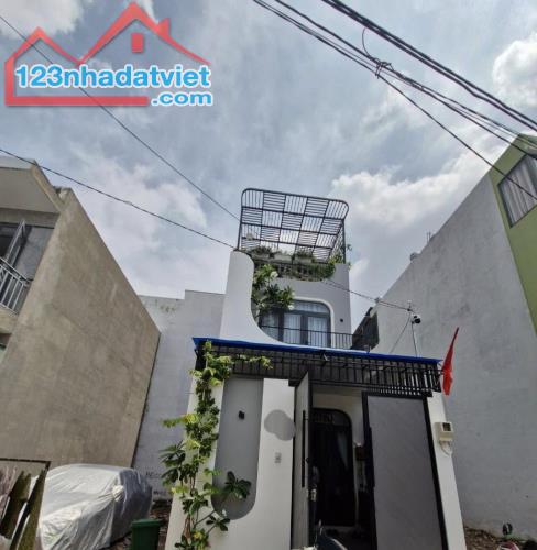 Nhà 3tầng siêu đẹp Đ100A,Lê Văn Việt,Tân Phú,Q9-nhỉnh 5ty💥