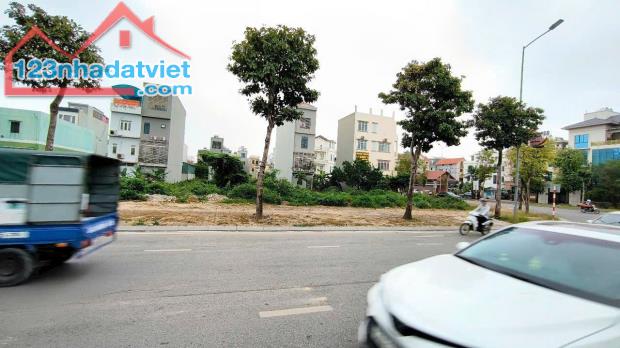 Bán đất TMDV mặt đường Trường Chinh, ph Tứ Minh, TP HD, 500m2, mt 20m, giá tốt - 1