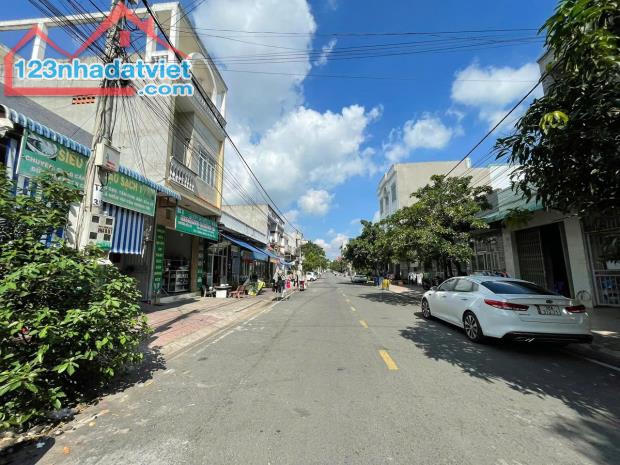 Bán Gấp Nhà KDC Việt Sing Thuận An+Dãy Trọ Có Thu Nhập Sẵn - 1
