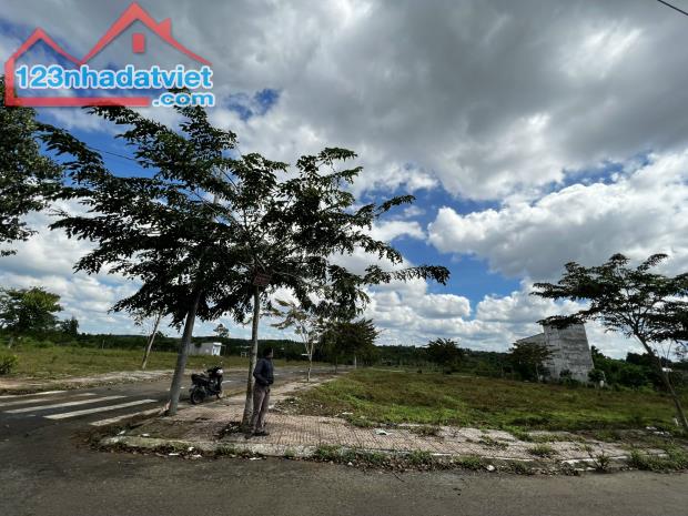 Bán đất thổ cư SHR 2 mặt tiền đường nhựa KP1, Hắc Dịch, Phú Mỹ