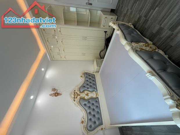 🏠🔥🔥 CHỦ CẦN BÁN GẤP, HẠ SỐC 500 TRIỆU-MINH KHAI-  63M – 5 TẦNG THANG MÁY VI VU- 8,5TỶ - 2
