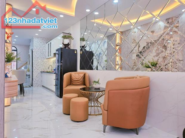 🔥 HẠ 460 TRIỆU – GIÁ MỚI CHỈ 5.5 TỶ (TL)!