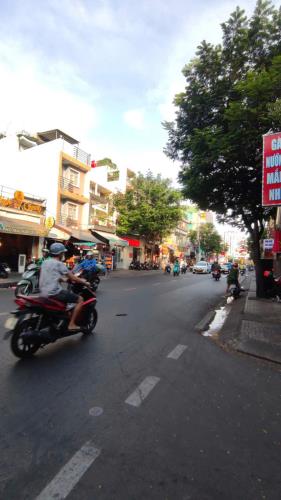 BÁN NHÀ ĐẸP – GIÁ TỐT – VỊ TRÍ TRUNG TÂM QUẬN 11 - 3.3 Tỷ