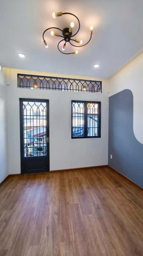 BÁN NHÀ ĐẸP – GIÁ TỐT – VỊ TRÍ TRUNG TÂM QUẬN 11 - 3.3 Tỷ - 4