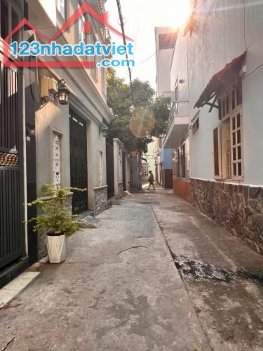 NHÀ ĐẸP – GIÁ TỐT – VỊ TRÍ VÀNG NGAY LẠC LONG QUÂN – GIÁ CHỈ NHỈNH 4 TỶ!!! Bạn đang tìm nh - 3