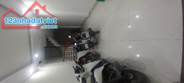 Bán nhà dân xây Xuân Phương oto đỗ gần 38m * 5T MT 3.5m giá 6.3 tỷ - 3