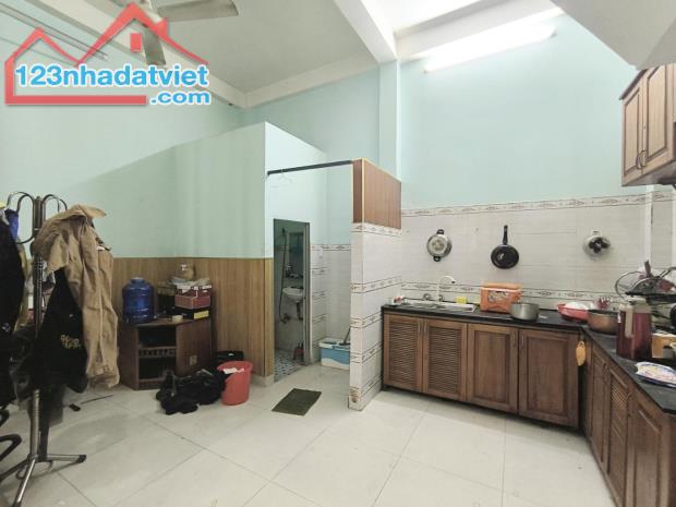 Bán nhà phường 15 Tân Bình, 3 tầng, 40m2 chỉ 3,999 tỷ - 1