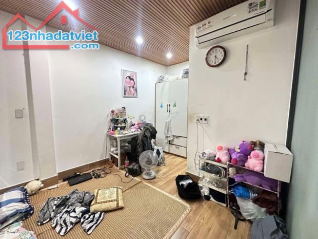 # Nhà Kiệt 2.5m gần Thái Thị Bôi, Ô tô đậu 20m, 32m2, gác đúc sạch đẹp, 2.3x tỷ - 1