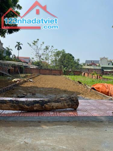 Chỉ 300m Tới Nhà Máy In Tiền – Đất 135m², Thổ Cư 100m², Đường Rộng, Tiện Ích Đủ Đầy