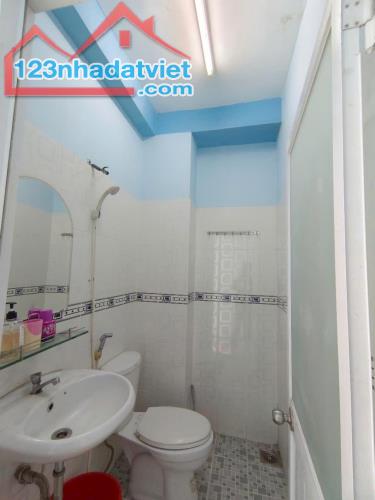 Bán gấp nhà đẹp ở ngay mặt tiền Đường số rộng 12m, khu CX ngân hàng, 27m2, 4T, 4PN, SHR. - 3