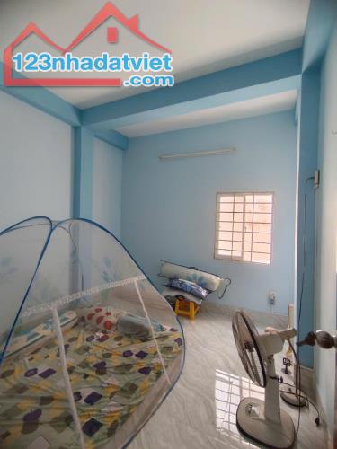 Bán gấp nhà đẹp ở ngay mặt tiền Đường số rộng 12m, khu CX ngân hàng, 27m2, 4T, 4PN, SHR. - 4