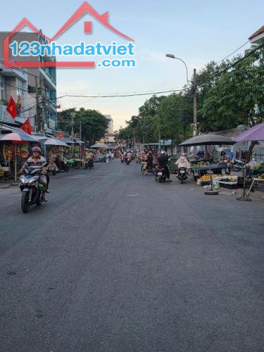 MẶT TIỀN KINH DOANH SÁT TÊN LỬA - DÒNG TIỀN 20TR/THÁNG - 2 TẦNG - 98M2 CHỈ 10 TỶ