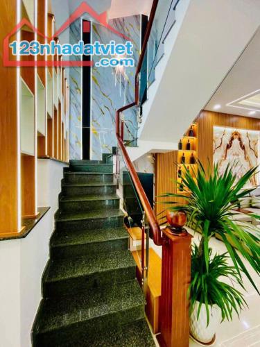 🏭NHÀ TÔ NGỌC VÂN, QUẬN 12, 80M2, 4 TẦNG, 6 TỶ. 👉Diện Tích: ngang 4m, Dài 20m, 80m2 - 1