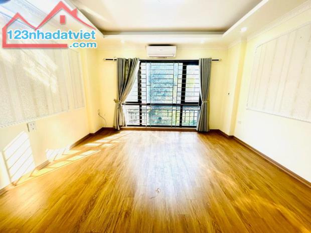 RẺ NHẤT HOÀNG MAI_ THANH LÂN_ 35M2_ Oto qua nhà giá nhỉnh 5 đồng  - nhà đang vào công đoạn - 1