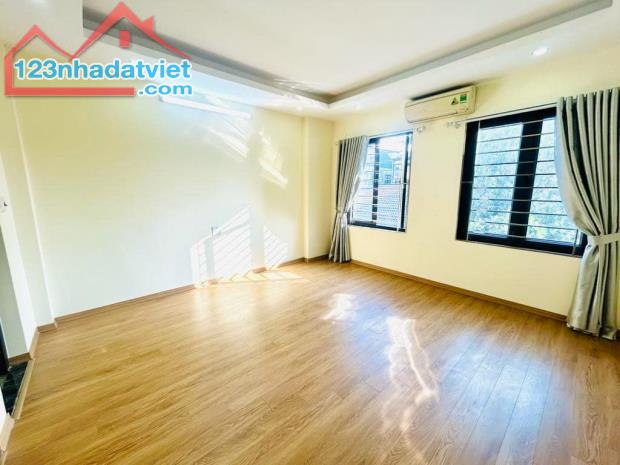 RẺ NHẤT HOÀNG MAI_ THANH LÂN_ 35M2_ Oto qua nhà giá nhỉnh 5 đồng  - nhà đang vào công đoạn - 2
