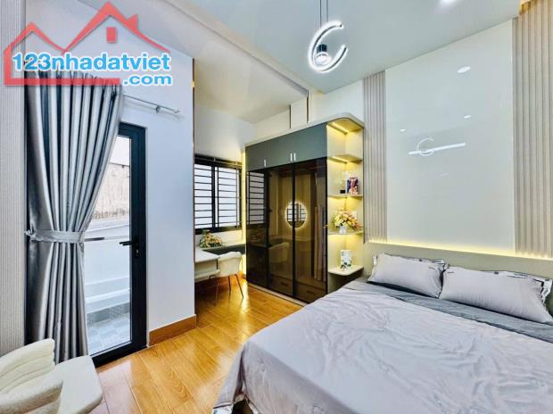 Kẹt vốn bán nhà cho thuê CHDV 20 triệu, giá 3,65 tỷ . Lê Hồng Phong, Phường 2, Quận 5 - 2