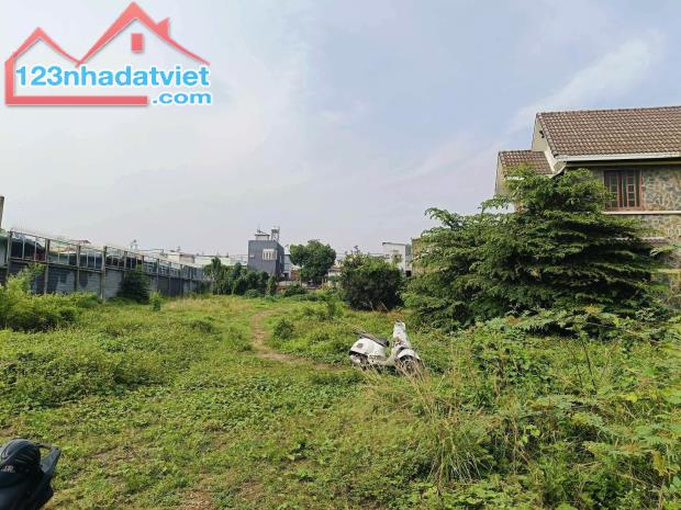 Bán Đất Mặt tiền Tỉnh lộ 43, gần chợ Đầu mối Thủ Đức, 5600m2 ( 35x158m), giảm 147 tỷ. - 2
