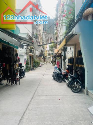 18 TỶ NHÀ PHẠM NGŨ LÃO QUẬN 1 - KẾ BÊN BÙI VIỆN, TRƯỜNG SKĐA - HXH 7C - DT72M2 4.2*17M A4