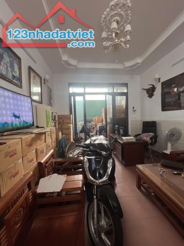 HẺM TẢI PHAN VĂN HỚN – 4x15M – NHÀ 3 TẦNG KIÊN CỐ – GIÁ NHỈNH 6 TỶ TL - 3