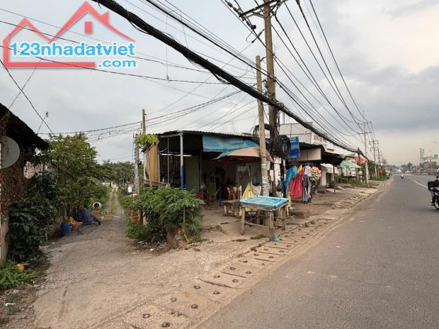 Bán đất mặt tiền QL51, An Phước, Long Thành: 4.193m2, giá 44 tỷ - 2