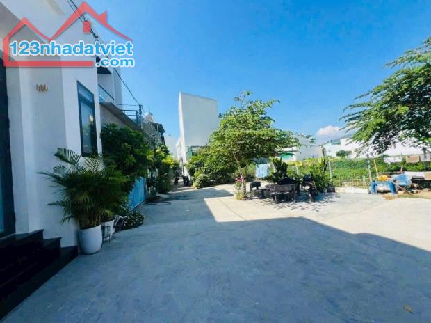 BÁN GẤP LÔ ĐẤT HẺM PHÚ NÔNG SÁT BÊN KHU ĐÔ THỊ VĐT , TP NHA TRANG  GIÁ RẺ 13TR/M2 - 1
