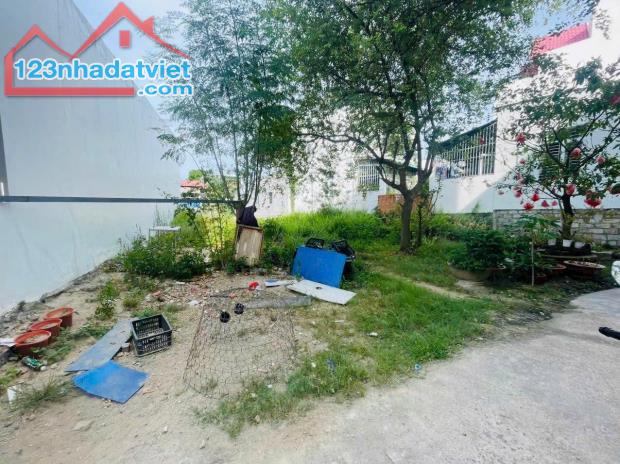 BÁN GẤP LÔ ĐẤT HẺM PHÚ NÔNG SÁT BÊN KHU ĐÔ THỊ VĐT , TP NHA TRANG  GIÁ RẺ 13TR/M2 - 2