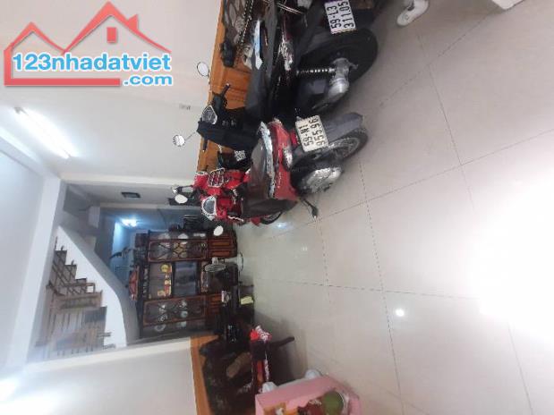 Nhà đẹp Đặng Thúc Liêng ở liền, chưa qua đầu tư, 4x14, chỉ 8 tỷ 5 - 1
