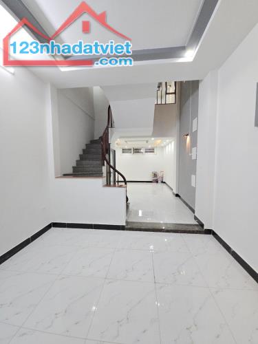 Nhà Đẹp 5 Tầng - Trung Tâm Đống Đa - Ở Ngay - Sổ Đỏ Chính Chủ! - 3