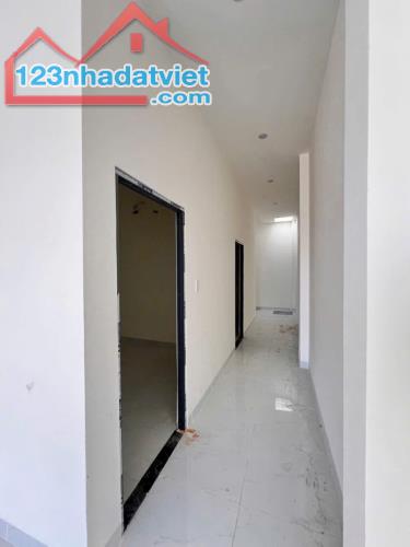 BÁN NHÀ LẦU SỔ SẴN CHỈ 800TR NHẬN NHÀ GIÁP PHƯỜNG BỬU LONG - 4