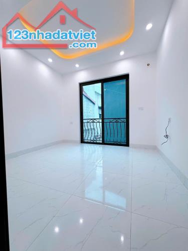 Bán nhà 33m2 -4 tầng gần đường QL6, Biên Giang HĐ,oto Đỗ trước cửa. Giá 3,05 tỷ. - 2