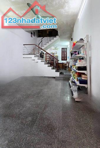 Bán cặp liền kề 106 ngõ Hoàng Quốc Việt, Cầu Giấy, 140m2, 4 tầng, mặt tiền 11m, chỉ 56 tỷ - 1