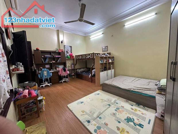 SIÊU HIẾM BÁN NHÀ MẶT PHỐ HÀNG VẢI  PHỐ CỔ HOÀN KIẾM  VỊ TRÍ KINH DOANH VÀNG.DIỆN TÍCH: