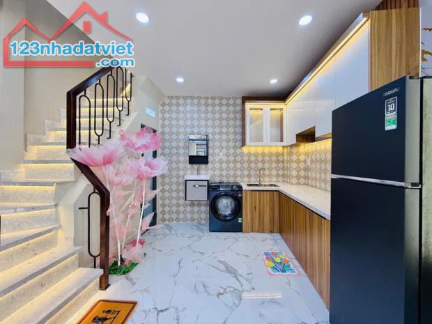 BÁN NHÀ ĐẸP LUNG LINH HẺM XE TẢI NGUYỄN TƯ GIẢN , P12, GÒ VẤP GẦN 30M2 GIÁ NHỈNH HƠN 3 TỶ - 3