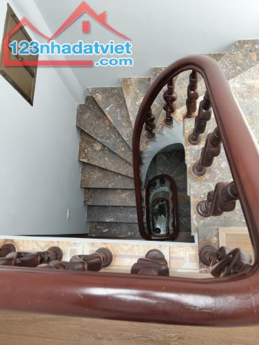 Bán nhà phố Thái Hà, Đống Đa, nhà dân xây, 2 mặt ngõ, ô tô tránh đỗ, DT 60m2, 4 tầng - 1