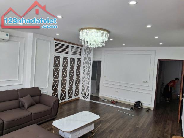 Bán nhà ĐG Mậu Lương phân lô, vỉa hè rộng, kinh doanh 60m2*3T, mt 5m giá chỉ 14.8 tỷ! - 1