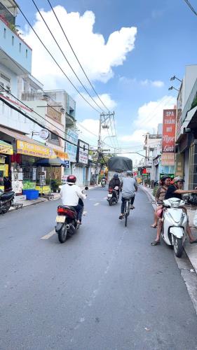 Nhà Mặt Tiền KD 3 Tầng 6,2 x 21m Đường Đòng Tâm, Trung Chánh Hóc Môn SHR - 4