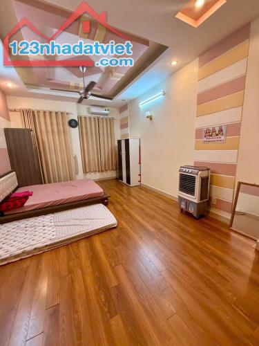 Bán Nhà Mặt Tiền,KDC Bình Phú,P10,Quận 6 (4 x 16 x 4 Tầng) 10,9 Tỷ TL - 4