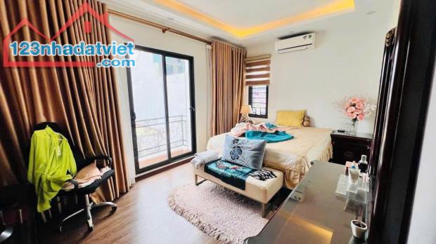 HÀNG NÓNG-BÁN NHÀ THẠCH BÀN – 33M², NHỈNH 6TỶ NGÕ Ô TÔ –GARA - GẦN AEON - 3