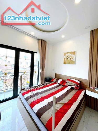 Nhà Bán Thủ Đức- Hẻm Xe Hơi Tránh-3 Tầng-Nhà Mới Ở Ngay-51m2 Chỉ 4,67 TỶ - 1