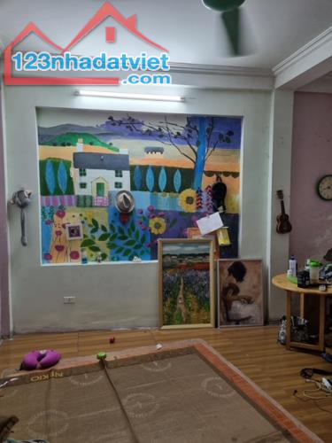 Mặt phố Hàng Mã, trung tâm quận Hoàn Kiếm, 88m2 x 2 tầng, mặt tiền 5,5m, giá 79 tỷ!