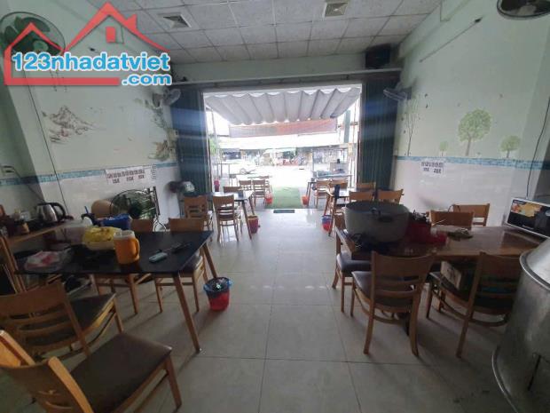 Chính chủ bán nhà ngay sát chợ Bình Chánh, TP.HCM -Vị trí đắc địa -chỉ 800 triệu - 2