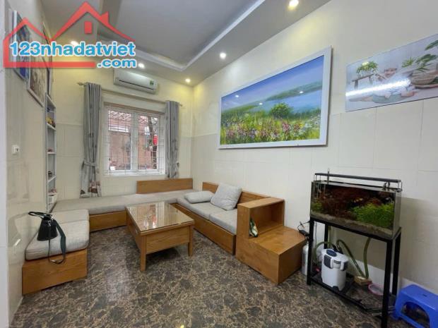 Bán nhà riêng Quận Hai Bà Trưng, 30m ra mặt phố - 75m2 x 4 Tầng, ngõ rộng thoáng - SĐCC - 1