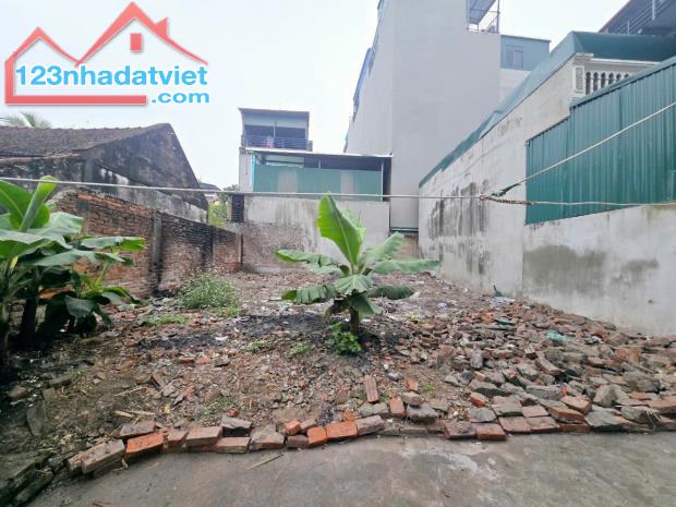 BÁN ĐẤT THẠCH BÀN - DIỆN TÍCH RỘNG - XÂY CHUNG CƯ MINI - GIÁ RẺ NHẤT KHU VỰC - 96M2 GIÁ HƠ