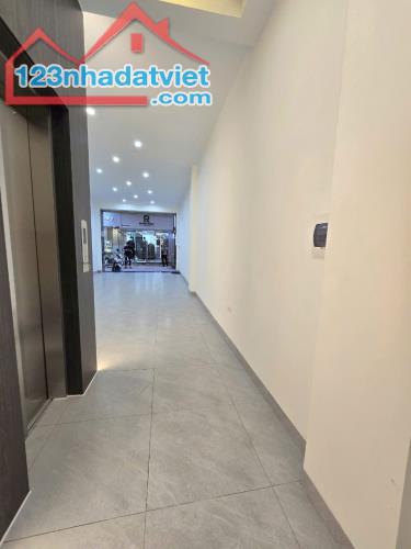 BÁN NHÀ MẶT PHỐ ĐÔNG CÁC, ĐỐNG ĐA, 5 TẦNG THANG MÁY, KINH DOANH ĐỈNH 60m2 MT 4m 29,4 tỷ. - 1