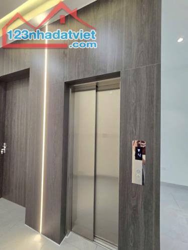BÁN NHÀ MẶT PHỐ ĐÔNG CÁC, ĐỐNG ĐA, 5 TẦNG THANG MÁY, KINH DOANH ĐỈNH 60m2 MT 4m 29,4 tỷ. - 2